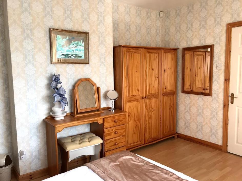 Granny'S Irish Cottage Omagh Luaran gambar